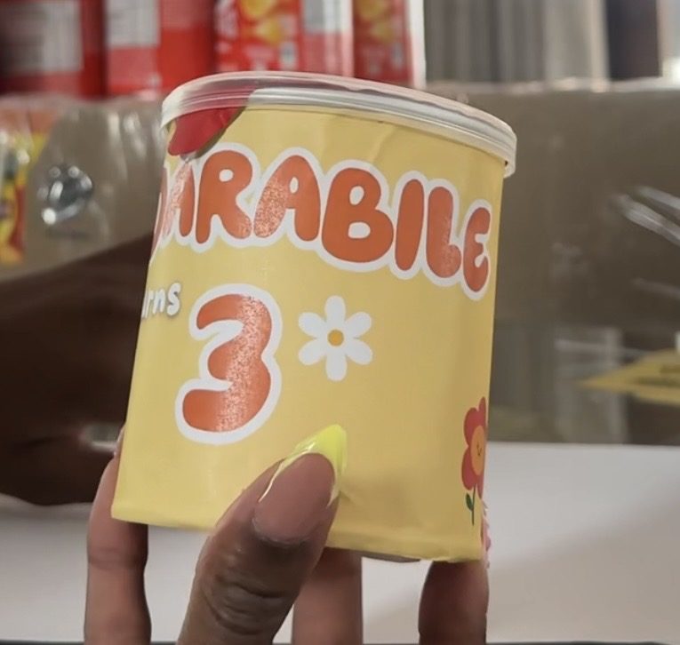 Custom pringles can