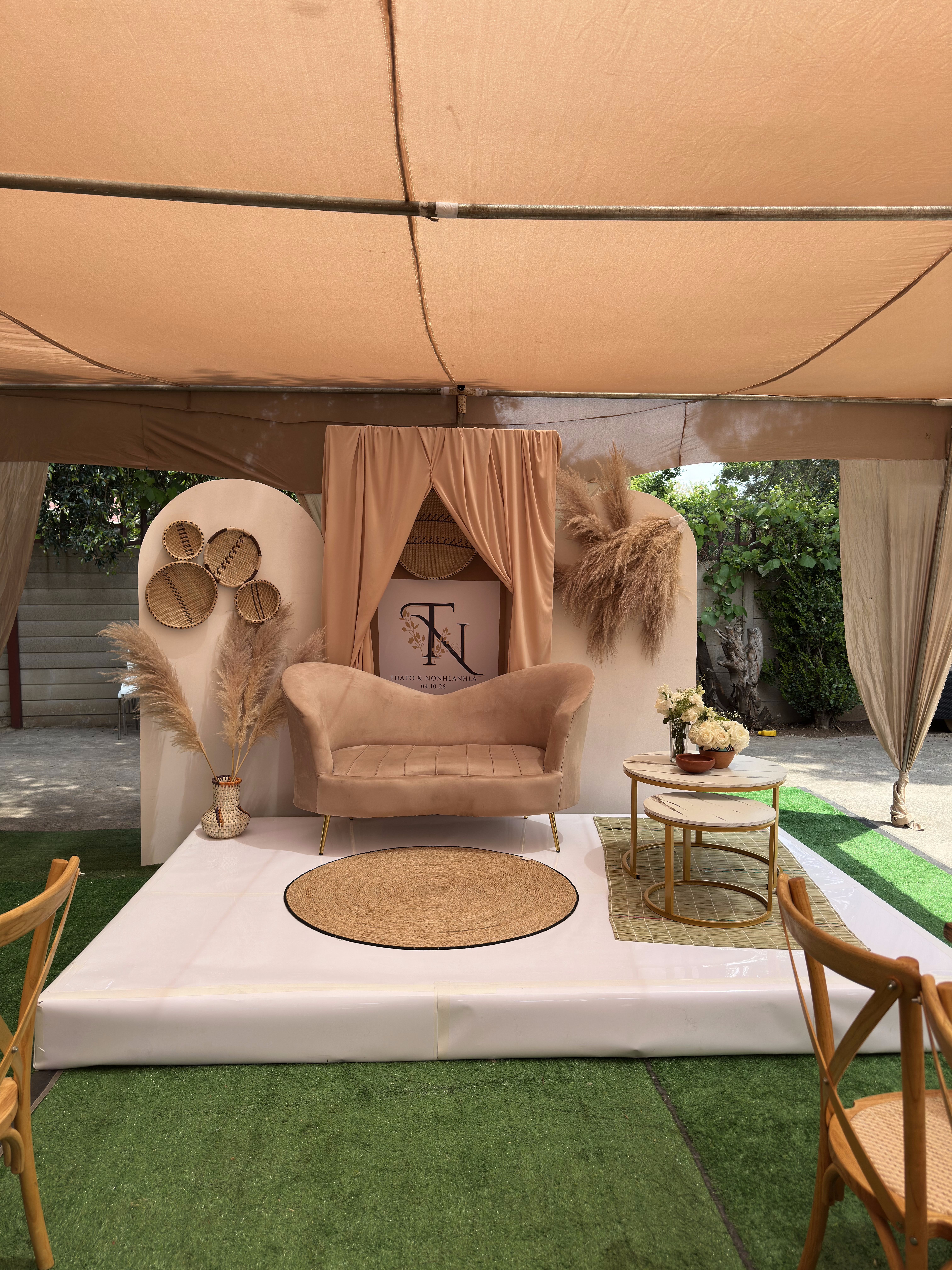 Traditional Wedding full stage view
